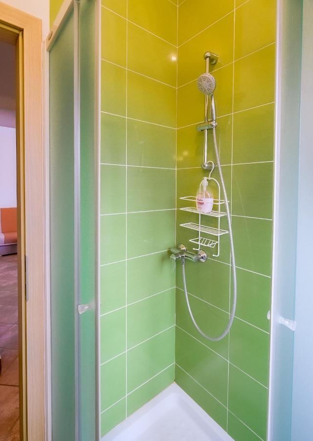 Apartmani Nina Rovinj Exterior photo