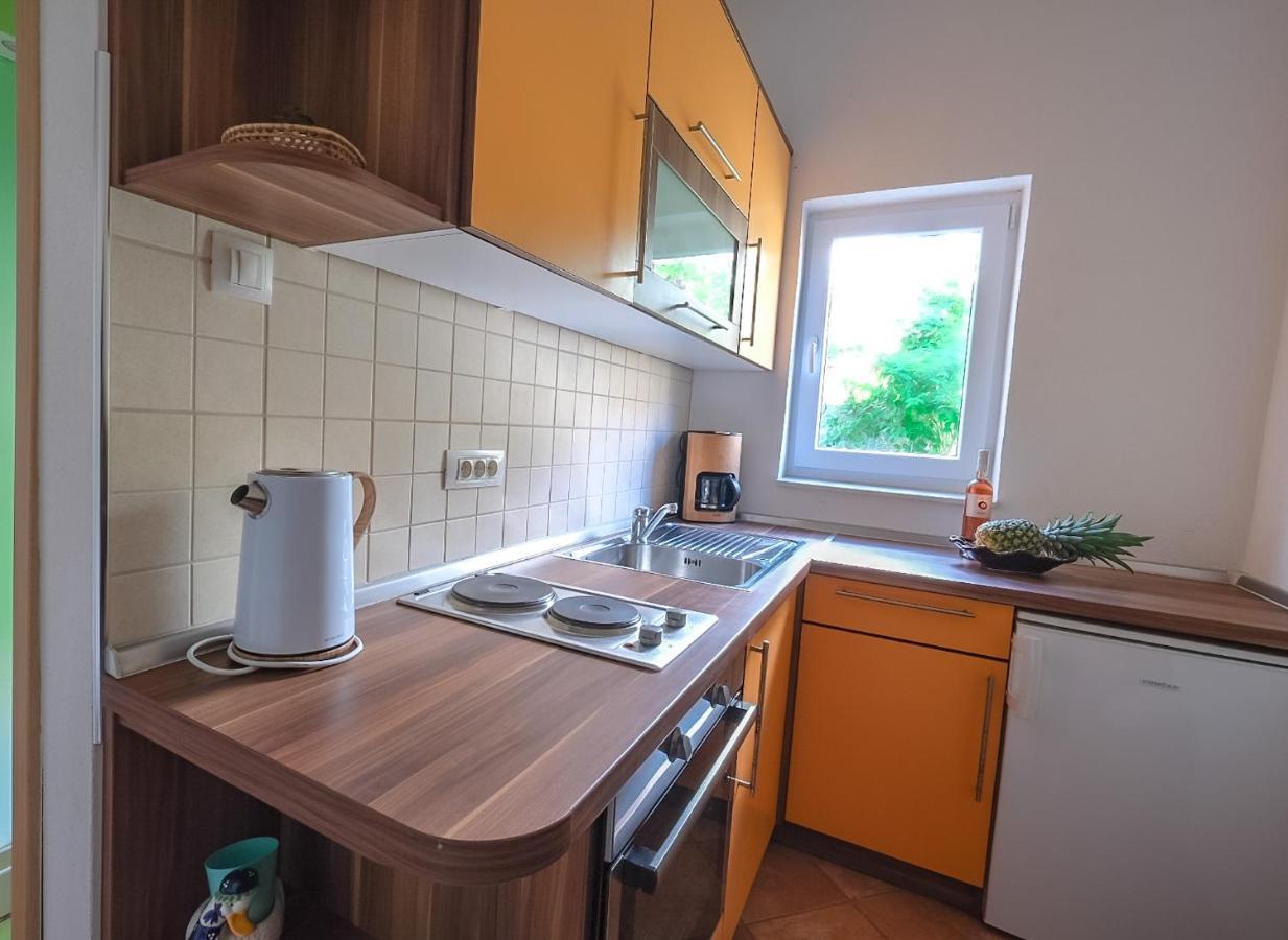 Apartmani Nina Rovinj Exterior photo