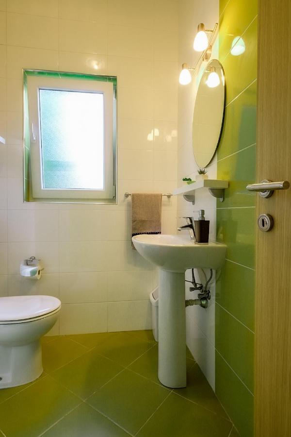 Apartmani Nina Rovinj Exterior photo