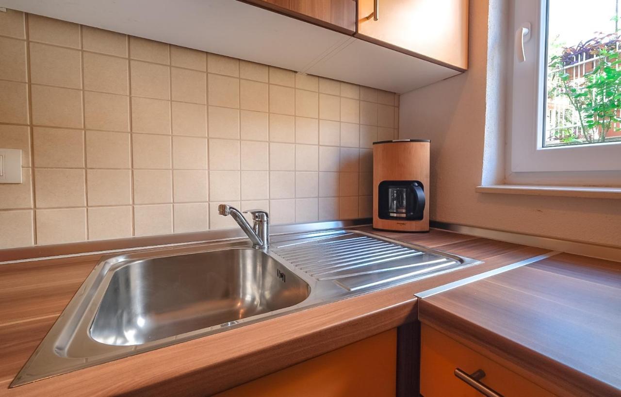 Apartmani Nina Rovinj Exterior photo